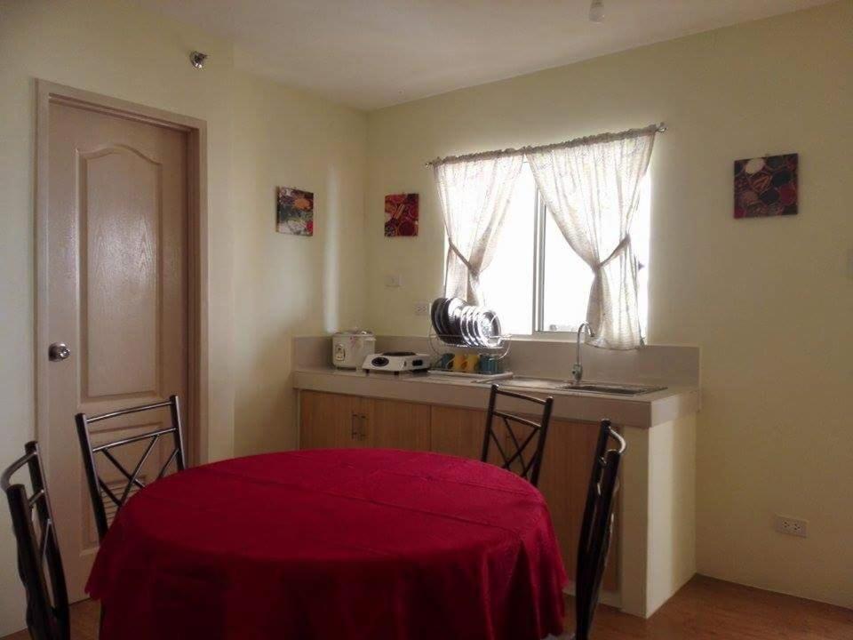 Sanremo Oasis Condominium Cebu Stadt Zimmer foto